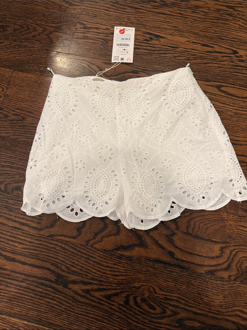 Zara White Eyelet Scalloped Hem Skort